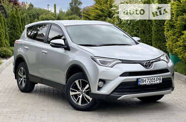 Внедорожник / Кроссовер Toyota RAV4 2016 в Одессе