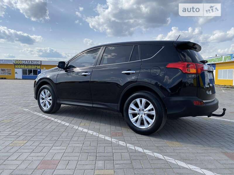 Позашляховик / Кросовер Toyota RAV4 2013 в Житомирі