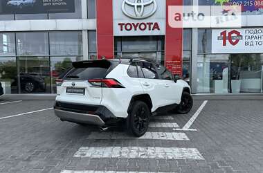 Внедорожник / Кроссовер Toyota RAV4 2022 в Тернополе