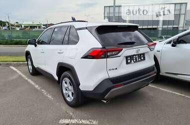 Внедорожник / Кроссовер Toyota RAV4 2021 в Харькове