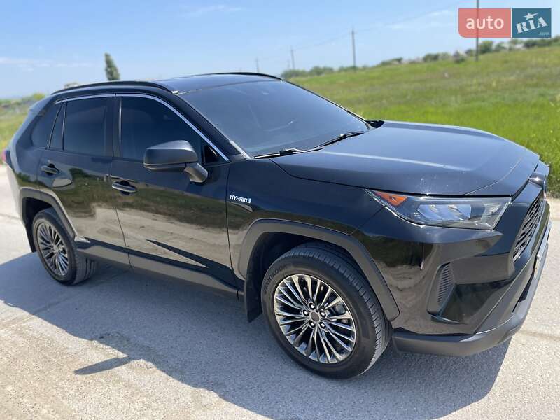 Позашляховик / Кросовер Toyota RAV4 2019 в Одесі