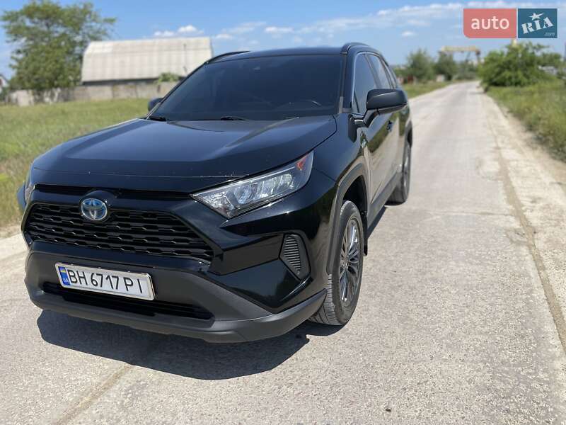 Позашляховик / Кросовер Toyota RAV4 2019 в Одесі