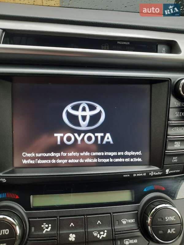 Внедорожник / Кроссовер Toyota RAV4 2016 в Дрогобыче