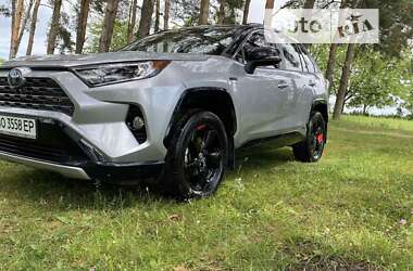 Позашляховик / Кросовер Toyota RAV4 2019 в Бучачі