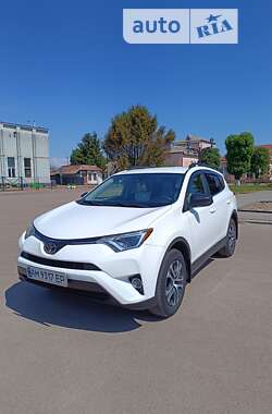 Внедорожник / Кроссовер Toyota RAV4 2017 в Житомире