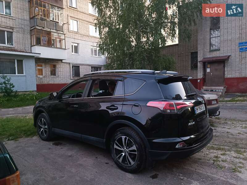 Позашляховик / Кросовер Toyota RAV4 2018 в Шостці