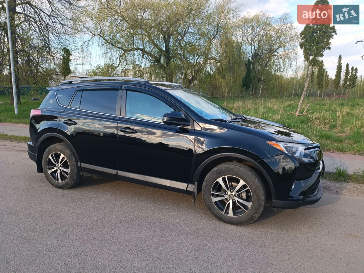 2019 Toyota RAV 4 - мініатюра 23