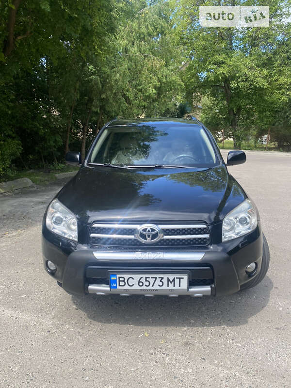 Позашляховик / Кросовер Toyota RAV4 2008 в Львові