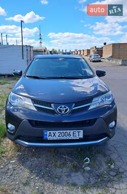 Внедорожник / Кроссовер Toyota RAV4 2013 в 