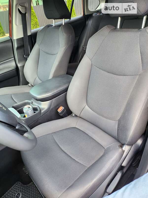 Позашляховик / Кросовер Toyota RAV4 2019 в Одесі