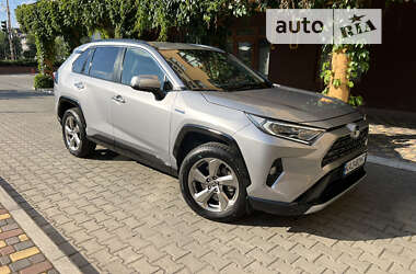 Позашляховик / Кросовер Toyota RAV4 2020 в Києві