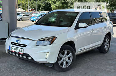 Внедорожник / Кроссовер Toyota RAV4 2012 в 