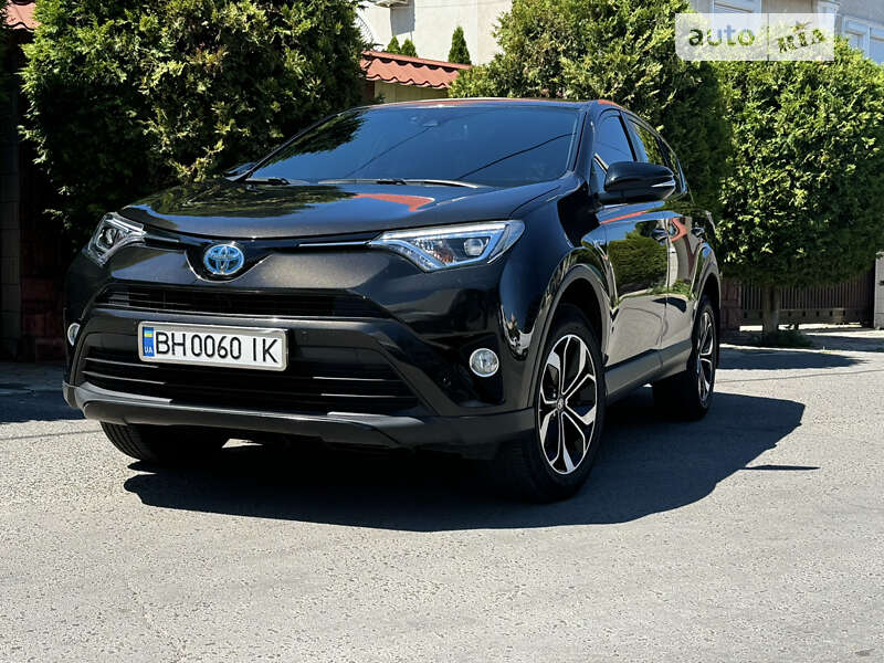 Внедорожник / Кроссовер Toyota RAV4 2016 в Одессе