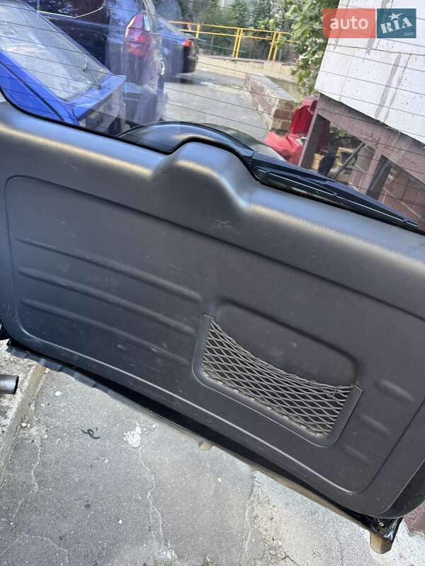 Позашляховик / Кросовер Toyota RAV4 2004 в Одесі