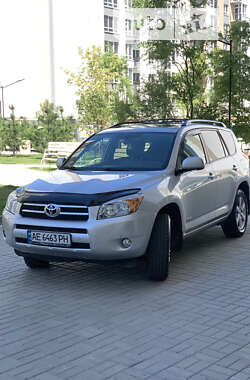 Позашляховик / Кросовер Toyota RAV4 2008 в Дніпрі