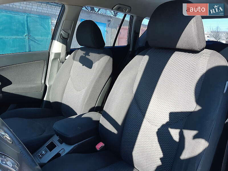 Позашляховик / Кросовер Toyota RAV4 2007 в Харкові
