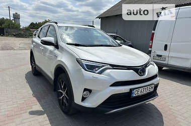 Внедорожник / Кроссовер Toyota RAV4 2016 в Черновцах