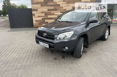 Внедорожник / Кроссовер Toyota RAV4 2007 в Владимир-Волынском