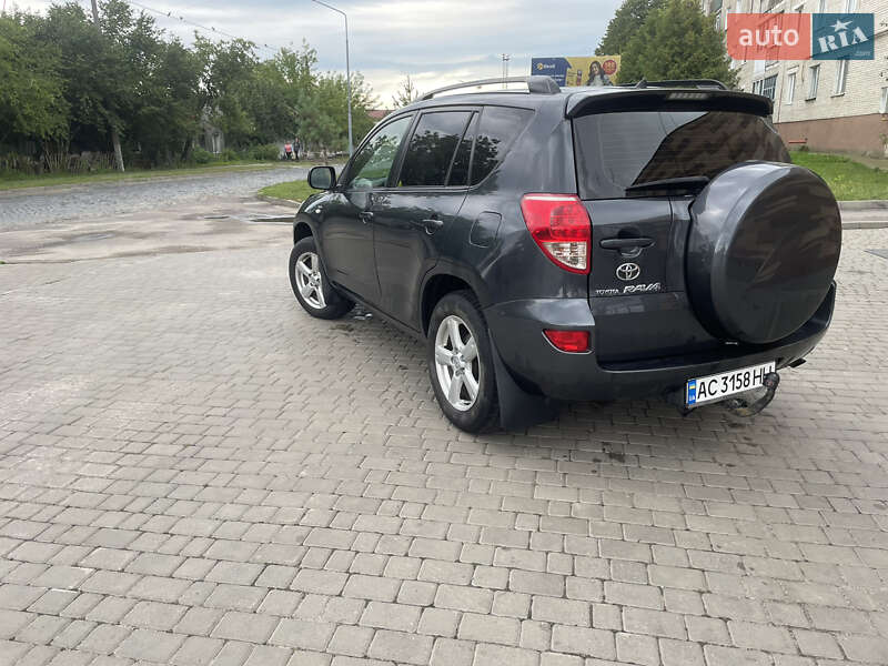 Позашляховик / Кросовер Toyota RAV4 2007 в Володимирі