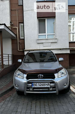 Внедорожник / Кроссовер Toyota RAV4 2006 в Ивано-Франковске