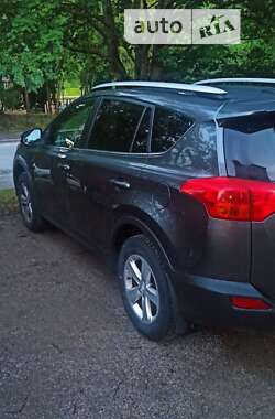 Внедорожник / Кроссовер Toyota RAV4 2014 в Чернигове