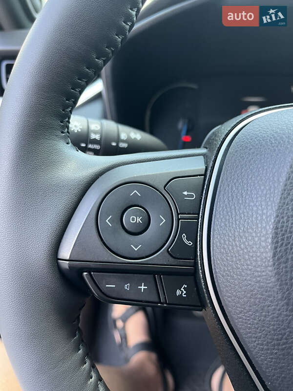 Внедорожник / Кроссовер Toyota RAV4 2021 в Львове