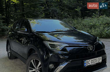 Позашляховик / Кросовер Toyota RAV4 2016 в Львові