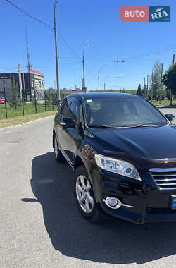 Позашляховик / Кросовер Toyota RAV4 2010 в Харкові