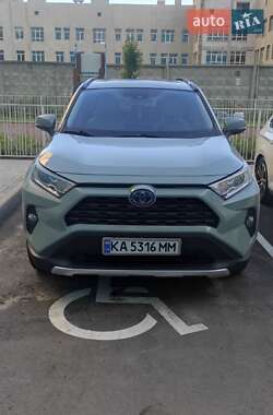 Позашляховик / Кросовер Toyota RAV4 2019 в Києві