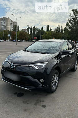 Позашляховик / Кросовер Toyota RAV4 2017 в Одесі