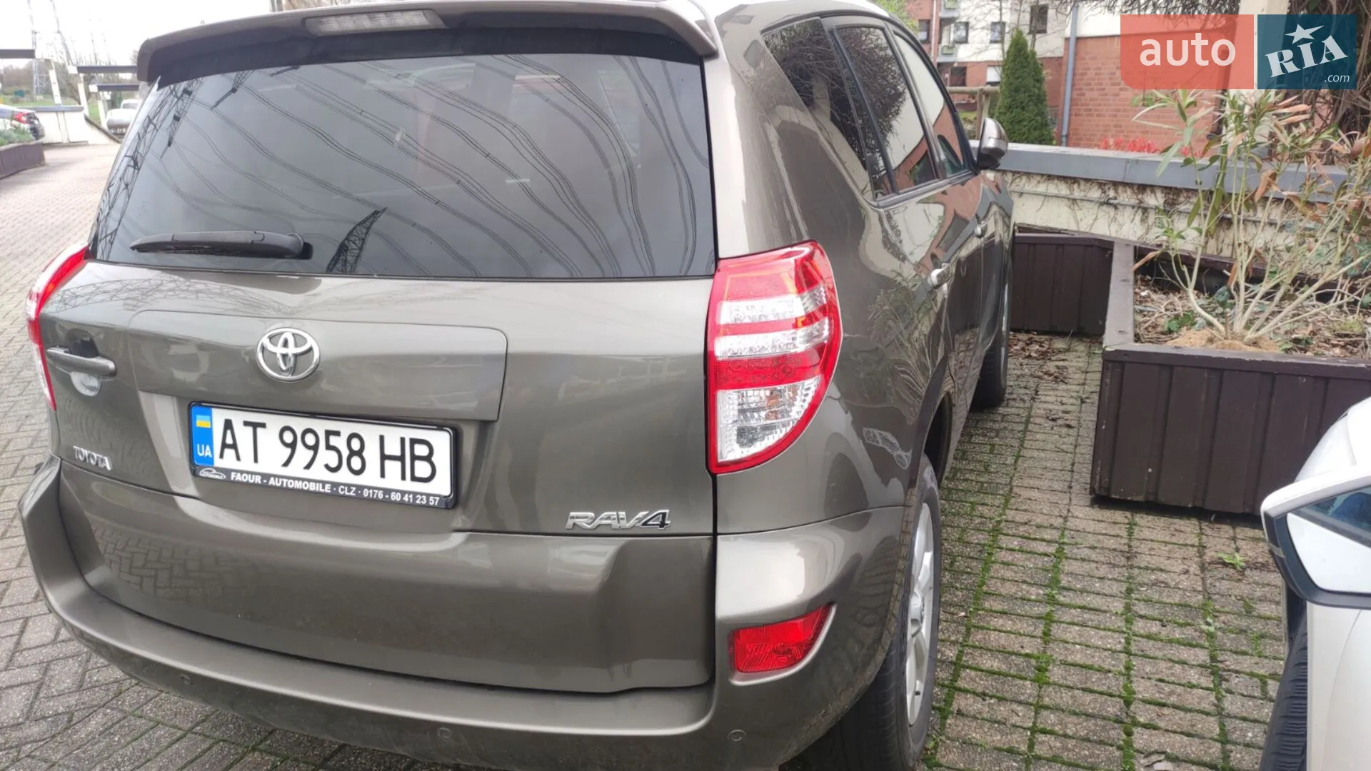 2010 Toyota RAV 4 - мініатюра 7