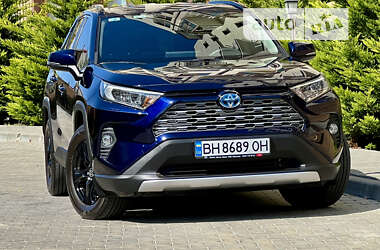 Внедорожник / Кроссовер Toyota RAV4 2021 в Одессе