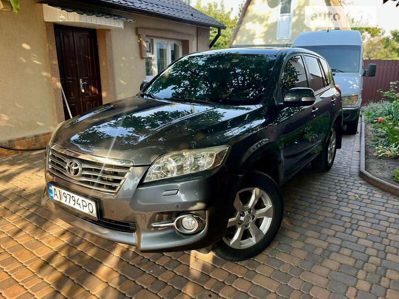 Внедорожник / Кроссовер Toyota RAV4 2010 в Белой Церкви