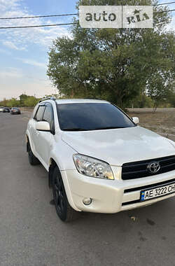 Внедорожник / Кроссовер Toyota RAV4 2006 в Днепре