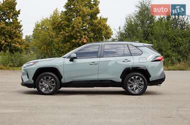 Внедорожник / Кроссовер Toyota RAV4 2023 в Днепре