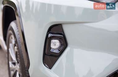 Внедорожник / Кроссовер Toyota RAV4 2023 в Днепре