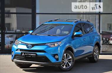 Внедорожник / Кроссовер Toyota RAV4 2017 в Харькове