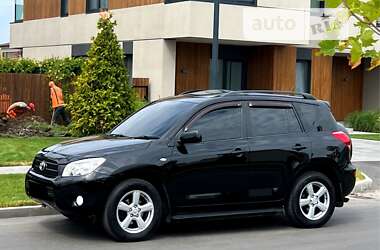 Позашляховик / Кросовер Toyota RAV4 2008 в Дніпрі