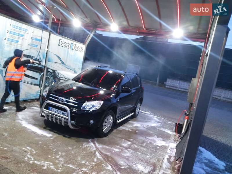 Позашляховик / Кросовер Toyota RAV4 2008 в Надвірній