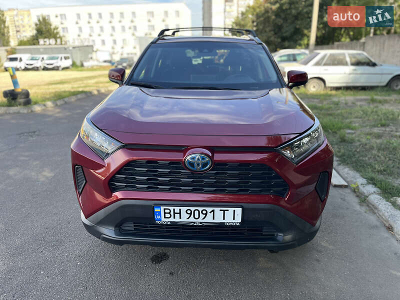 Внедорожник / Кроссовер Toyota RAV4 2020 в Одессе