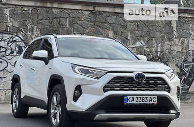 Внедорожник / Кроссовер Toyota RAV4 2021 в Днепре