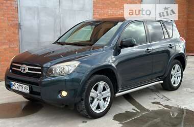 Внедорожник / Кроссовер Toyota RAV4 2007 в Сарнах