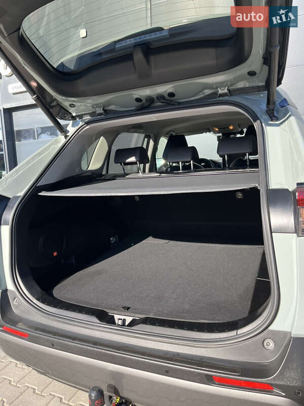 Позашляховик / Кросовер Toyota RAV4 2019 в Чернівцях