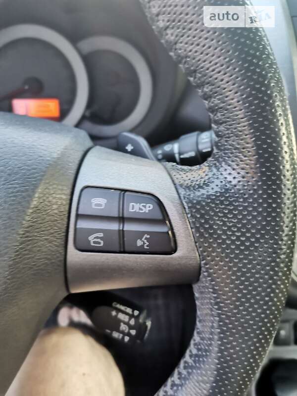 Внедорожник / Кроссовер Toyota RAV4 2012 в Харькове