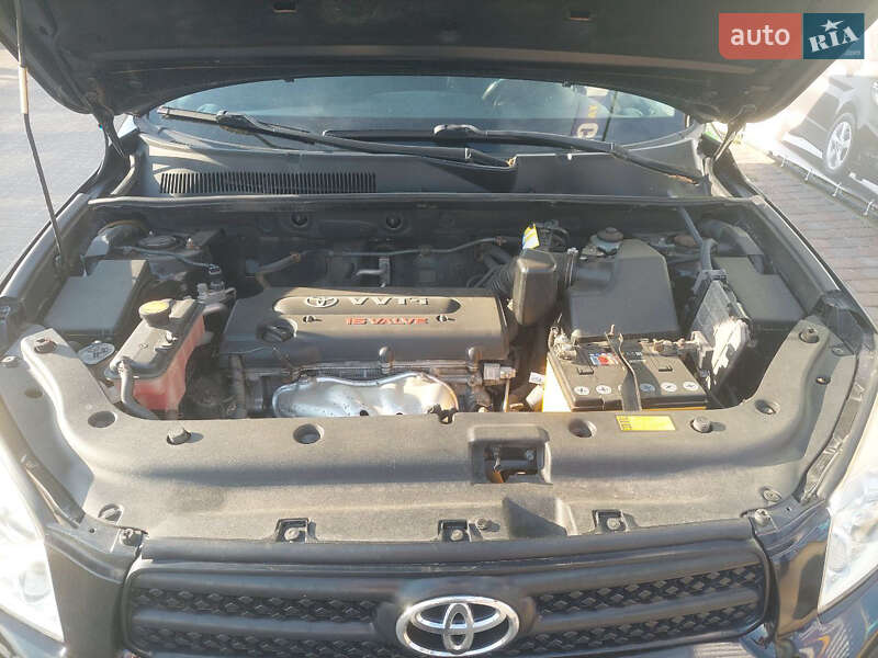 Позашляховик / Кросовер Toyota RAV4 2007 в Ірпені