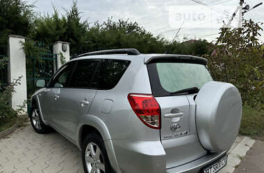 Внедорожник / Кроссовер Toyota RAV4 2006 в Николаеве