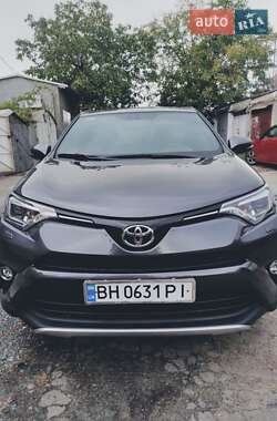 Внедорожник / Кроссовер Toyota RAV4 2015 в Измаиле