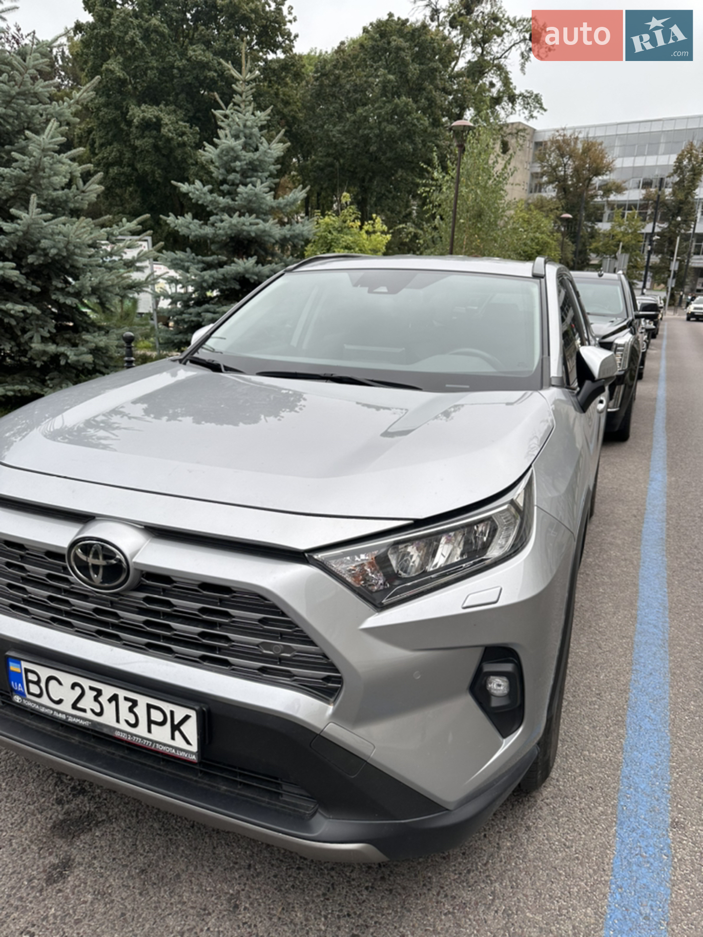 2022 Toyota RAV 4 - мініатюра 3
