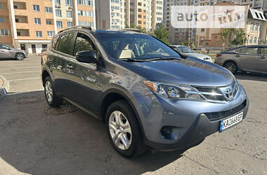 Внедорожник / Кроссовер Toyota RAV4 2013 в Софиевской Борщаговке