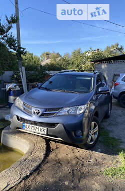 Позашляховик / Кросовер Toyota RAV4 2014 в Харкові